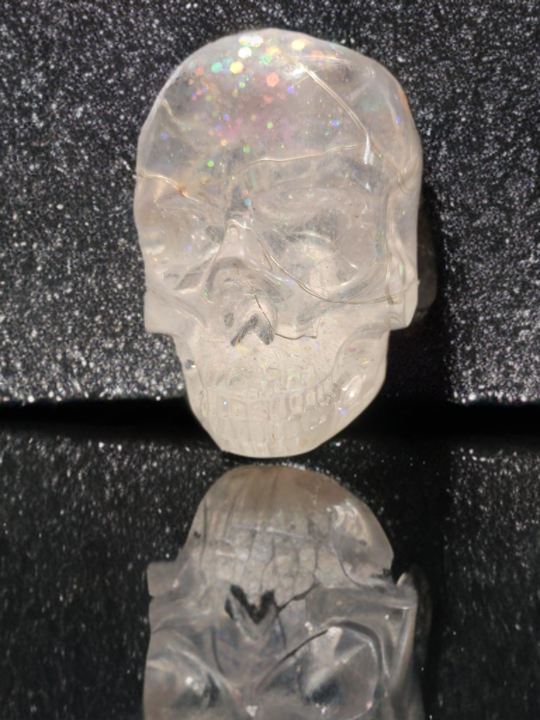 Clear light-up skull (large)